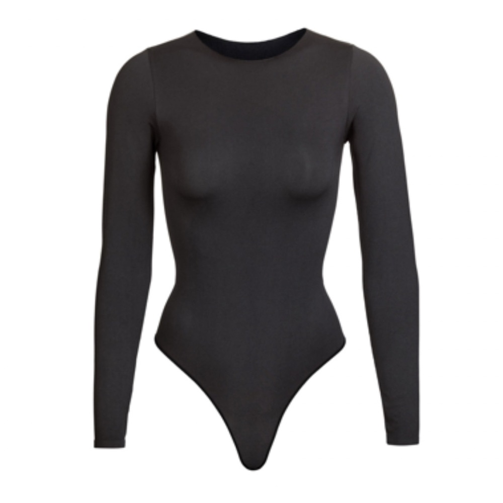 NWT Skims Essential Crewneck Bodysuit